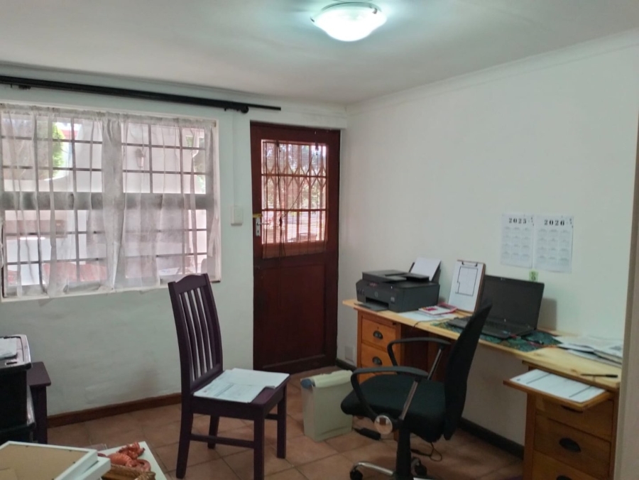 To Let 4 Bedroom Property for Rent in Groot Brakrivier Central Western Cape